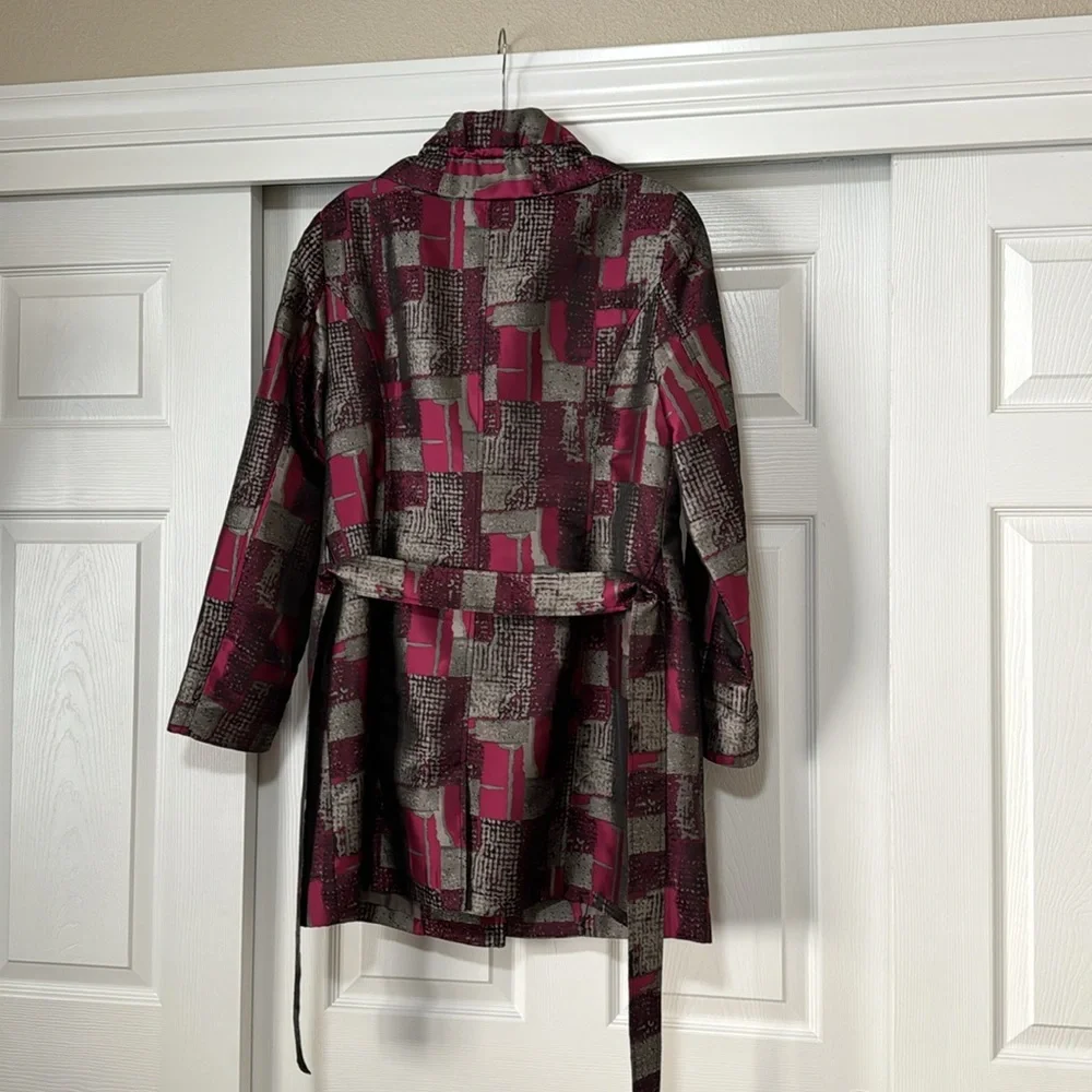 Jacket - Picture 2 of 4